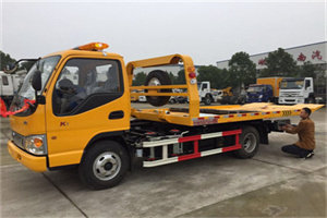 渝北哪里有拖车服务